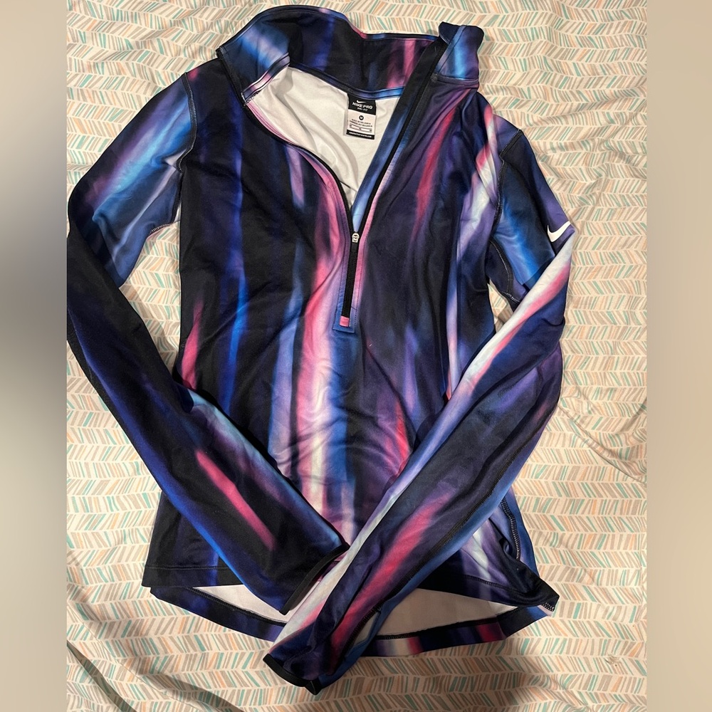 Nike pro dri fit sweatshirt